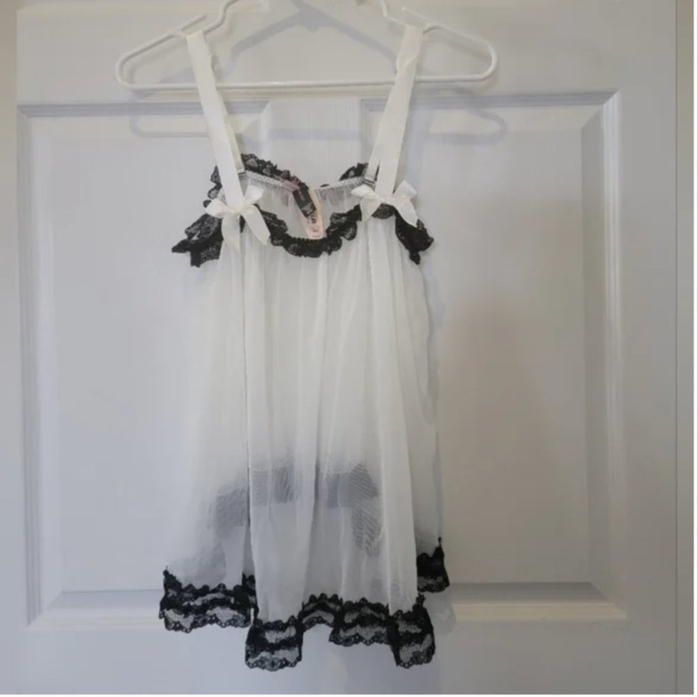 Victoria's Secret white sheer black lace trim teddy sleepwear underwear set M nw